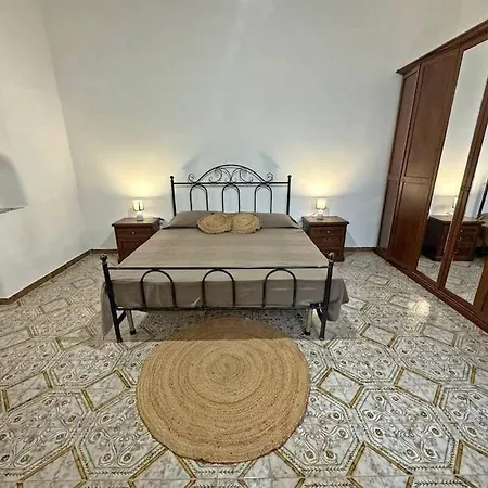 Belvedere Apartman Scauri