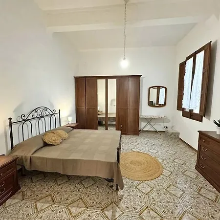 Belvedere * Scauri (Sicily)