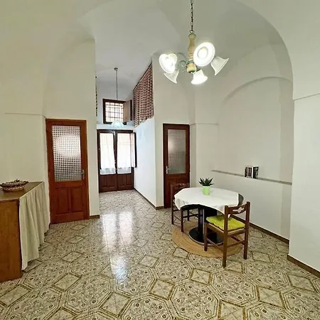 Belvedere * Scauri (Sicily)